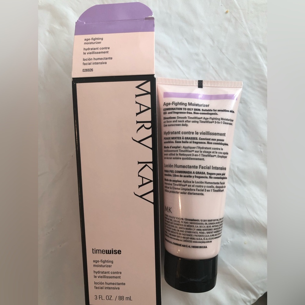 Mary Kay Age Fighting Moisturizer Combo to Oily Skin NWT